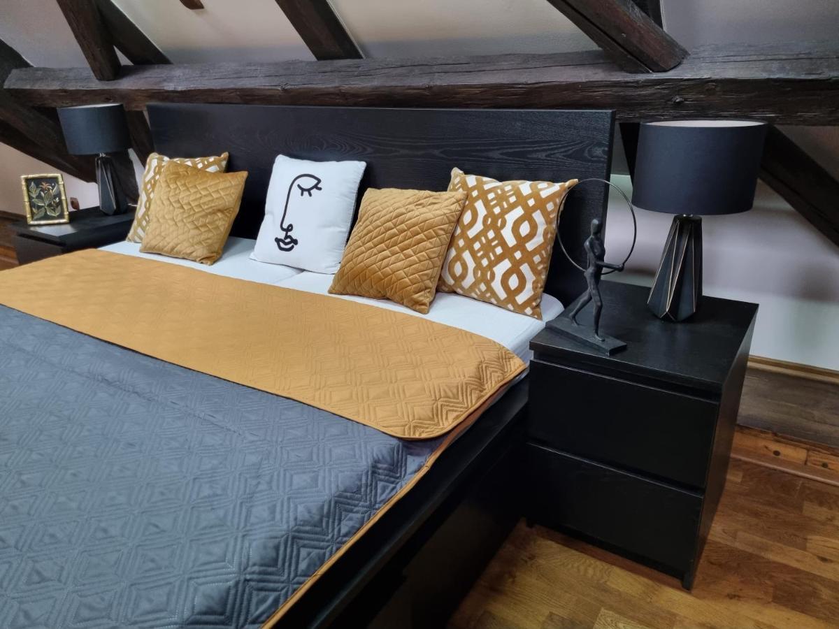 Galerie Vila Lucia 5 -Loft Apartman Plzeň Eksteriør bilde