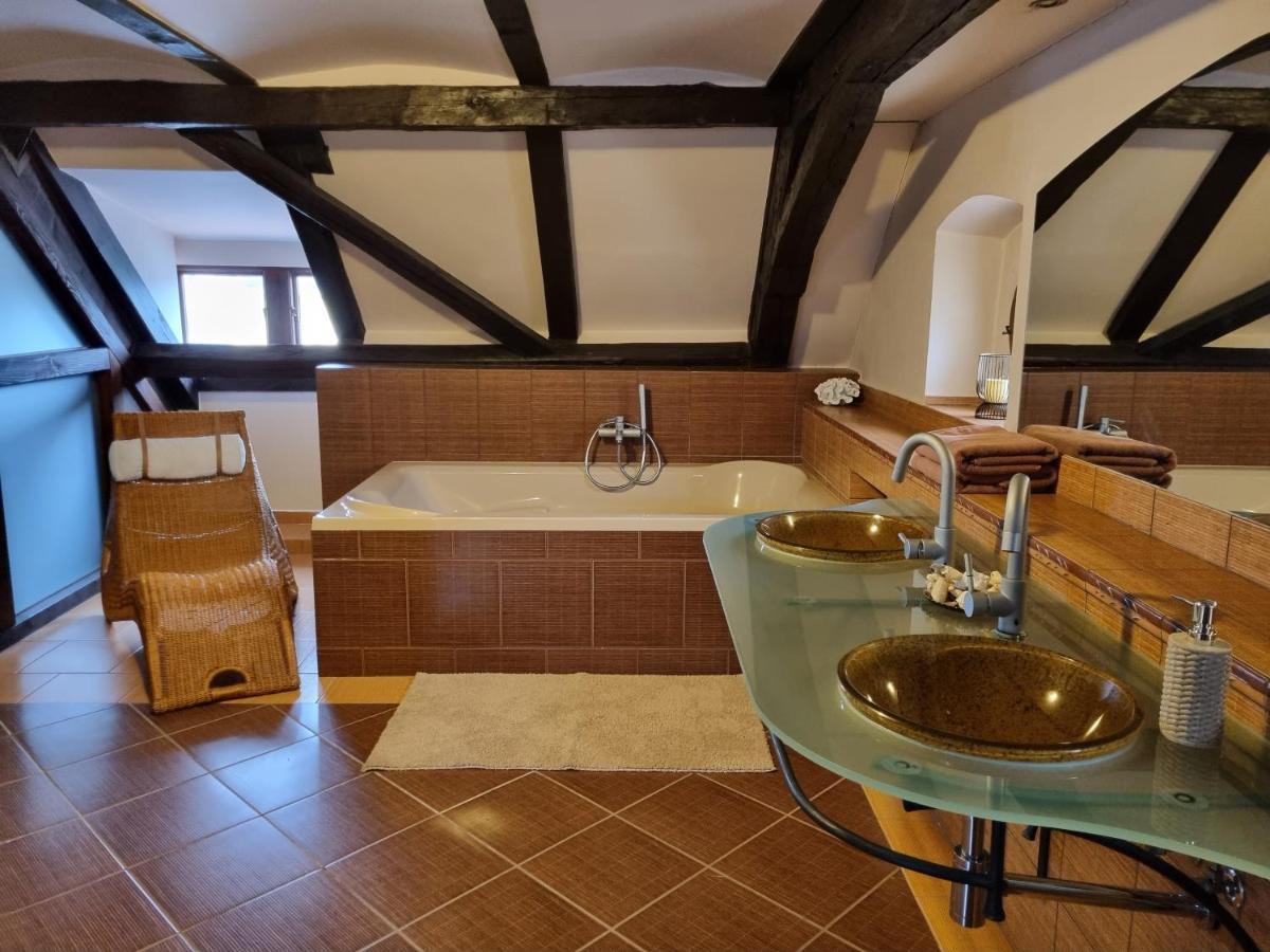 Galerie Vila Lucia 5 -Loft Apartman Plzeň Eksteriør bilde